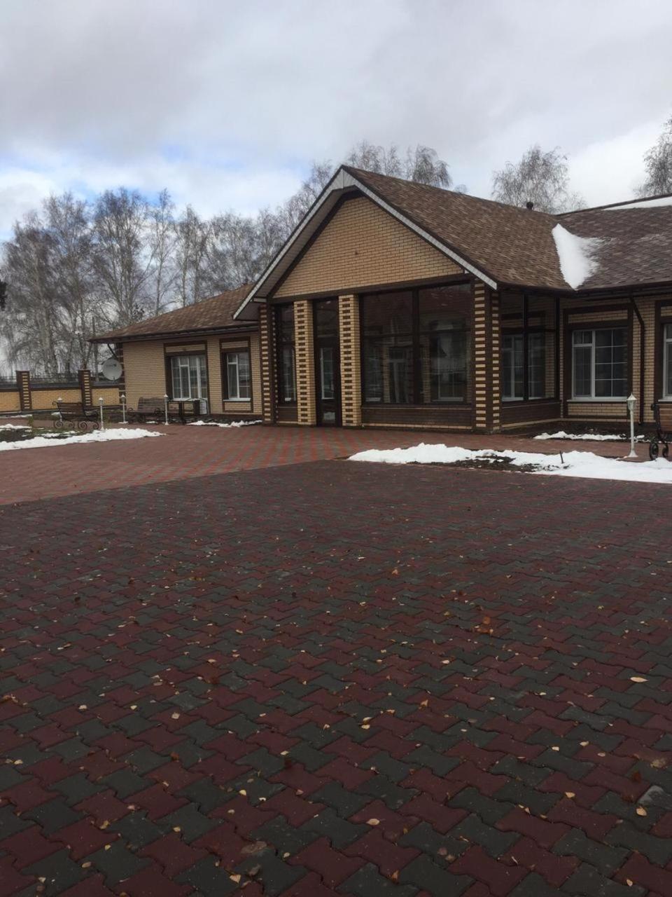 Scandi Hotel Makinsk Exterior photo